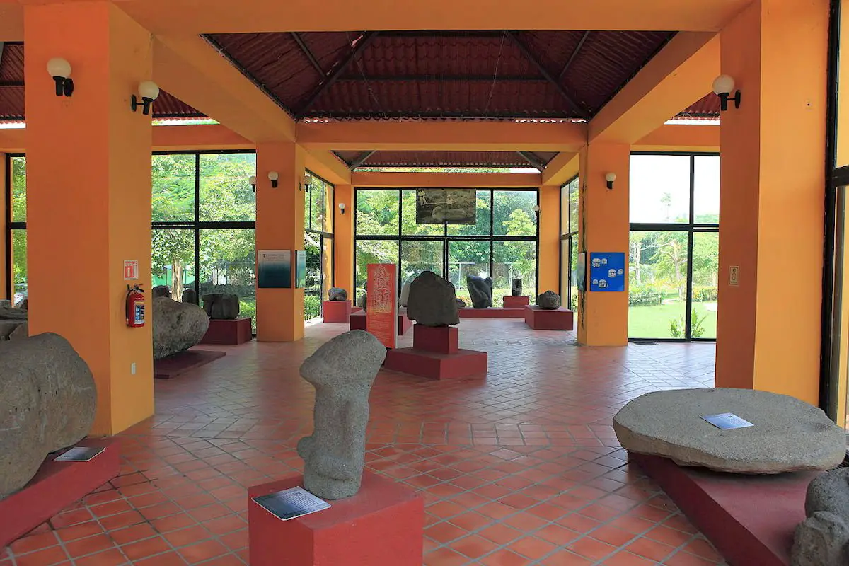 Museo del sitio arqueológico tres zapotes